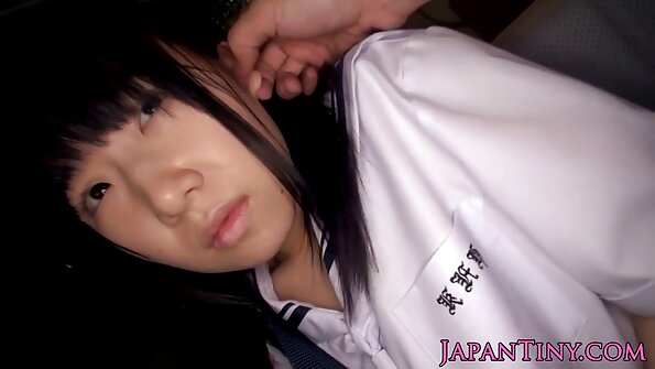 Buruq saçlı şahzadə ona əsl kovboy kimi minməyi sevir