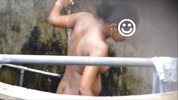 Seksual insanlar yelləncək orgiya edirlər və bunu izləmək əyləncəlidir