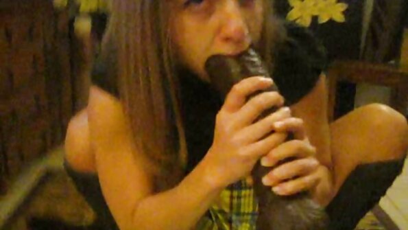 Böyük götlü uzun saçlı qaraşın cücəyə böyük peker lazımdır