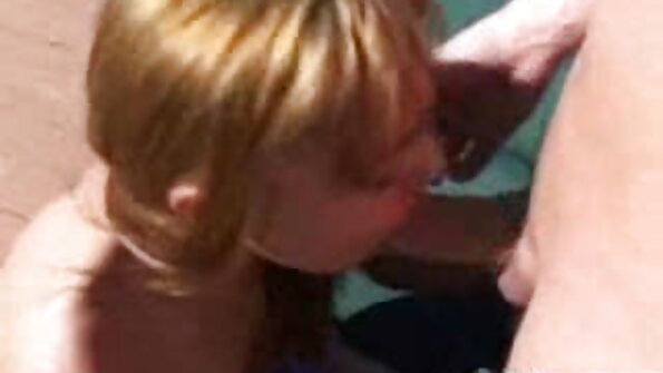 Kişi arıq yeniyetmənin onu bəyənməsinə və ayaqlarını açmasına nail olur